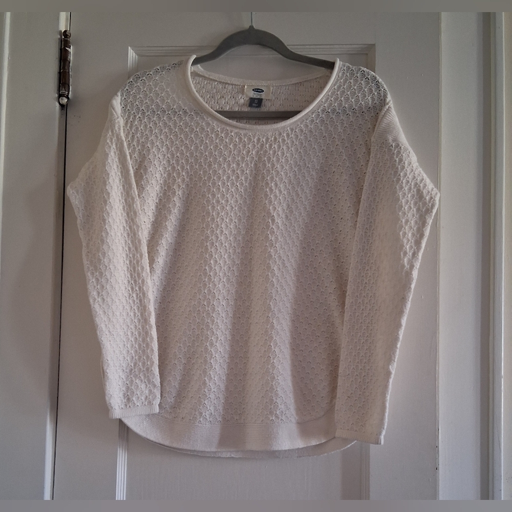 Old Navy White Top - Picture 5 of 11
